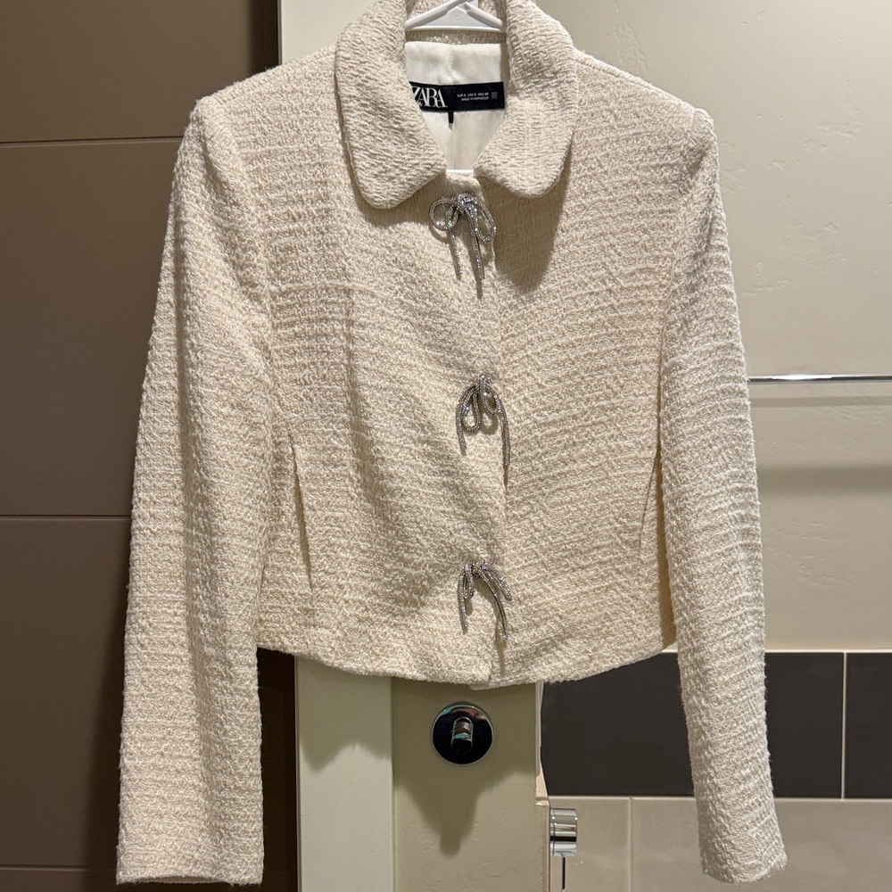 Zara Off-White Textured Teddy Jacket